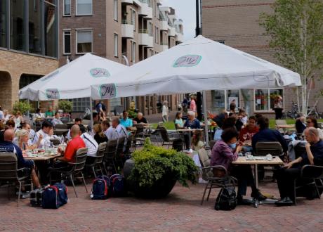 Photo Canadaplein in Alkmaar, View, Lunch, Diner, Neighborhood