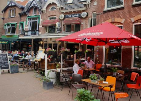 Photo Canadaplein in Alkmaar, View, Lunch, Diner, Neighborhood