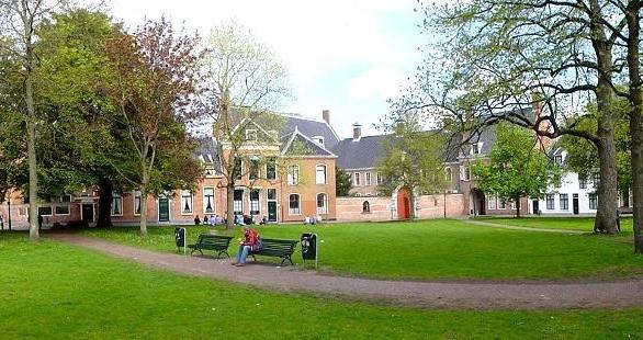 Photo Martinikerkhof in Groningen, View, Neighborhood, square, park - #1