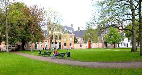 Photo Martinikerkhof in Groningen, View, Neighborhood, square, park