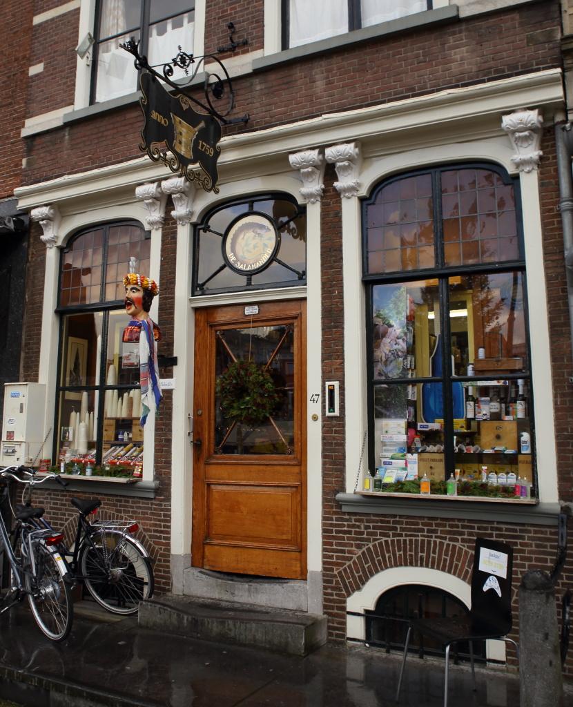 Photo Drogisterij De Salamander in Delft, Shopping, Hobby & leisure	 - #1