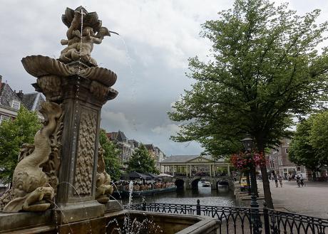 photo city guide of Leiden with tips nice shops, lunchrooms, restaurants, bars, sights and special places