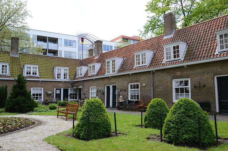 Photo Arend Maartenshof in Dordrecht, View, Sights & landmarks - #1